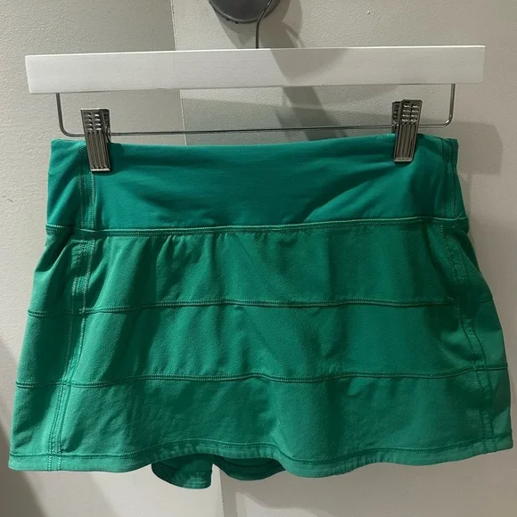 Pace Rival Mid Rise Skirt - Picture 2 of 4